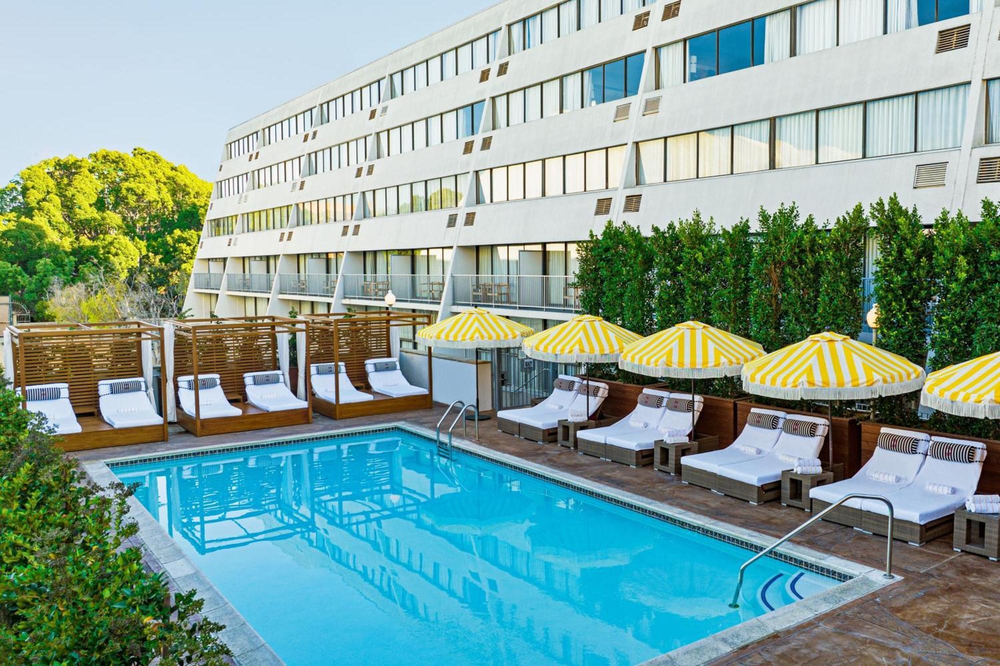 Hotel Dena, Angeles, A Tribute Portfolio